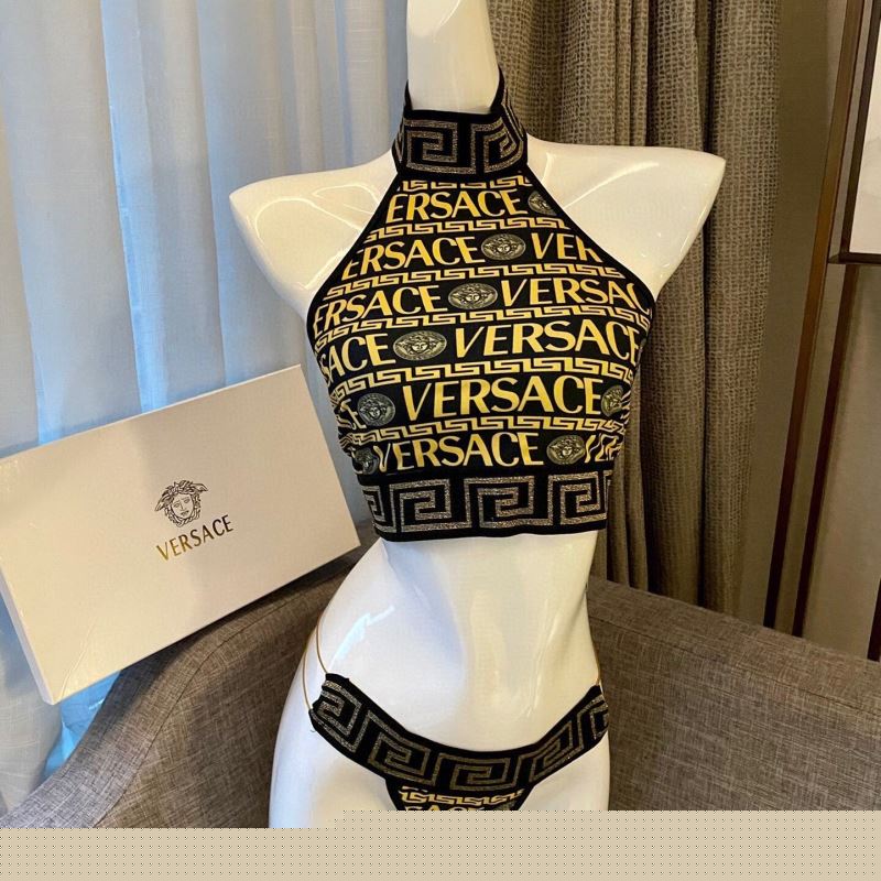 VERSACE